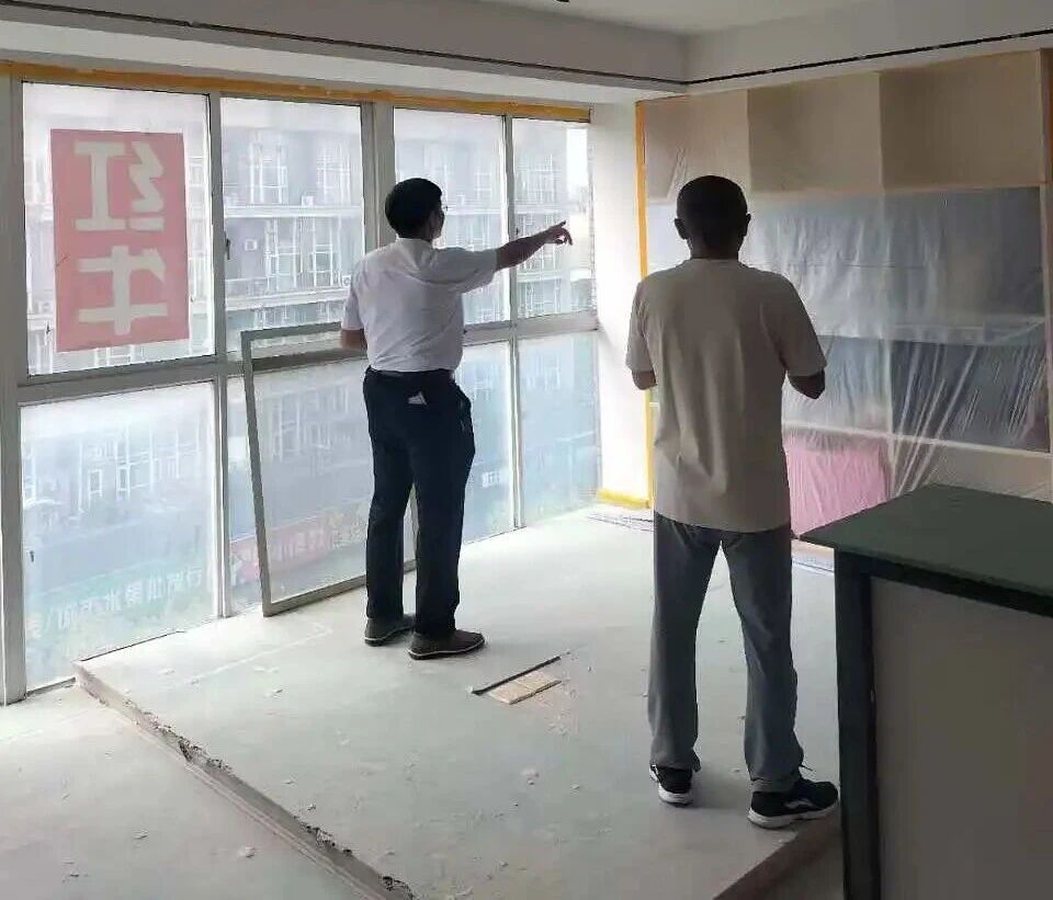 金九銀十裝修季｜南京紅牛裝飾工程總監(jiān)：工地巡檢無小事，嚴苛落實工藝標準！10